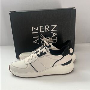 NWOT Naturalizer Women’s Blossom Lace-Up Sneakers — Size 10.5M ♣️